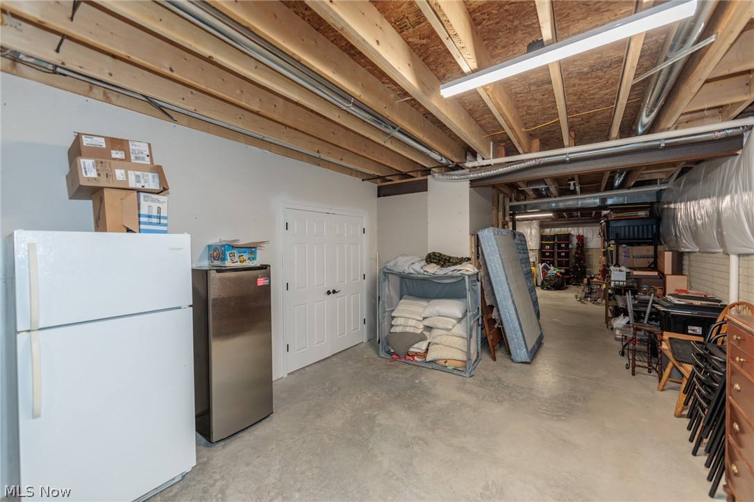 6736 Amber Way North Ridgeville OH 44039