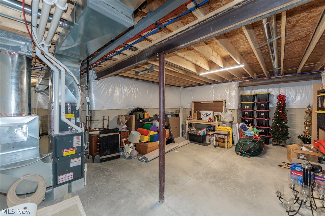 6736 Amber Way North Ridgeville OH 44039