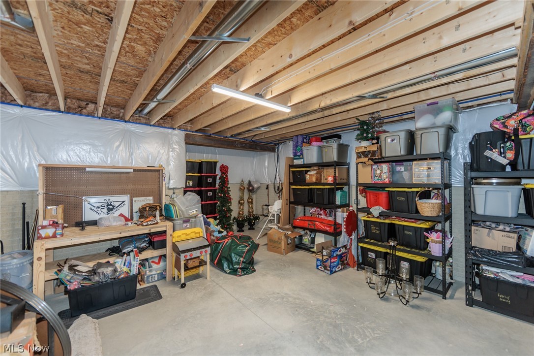 6736 Amber Way North Ridgeville OH 44039