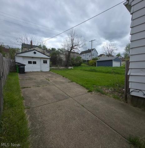 4935 E 86th Street Garfield Heights OH 44125