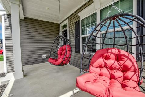 1579 Slick Rock Drive Painesville OH 44077