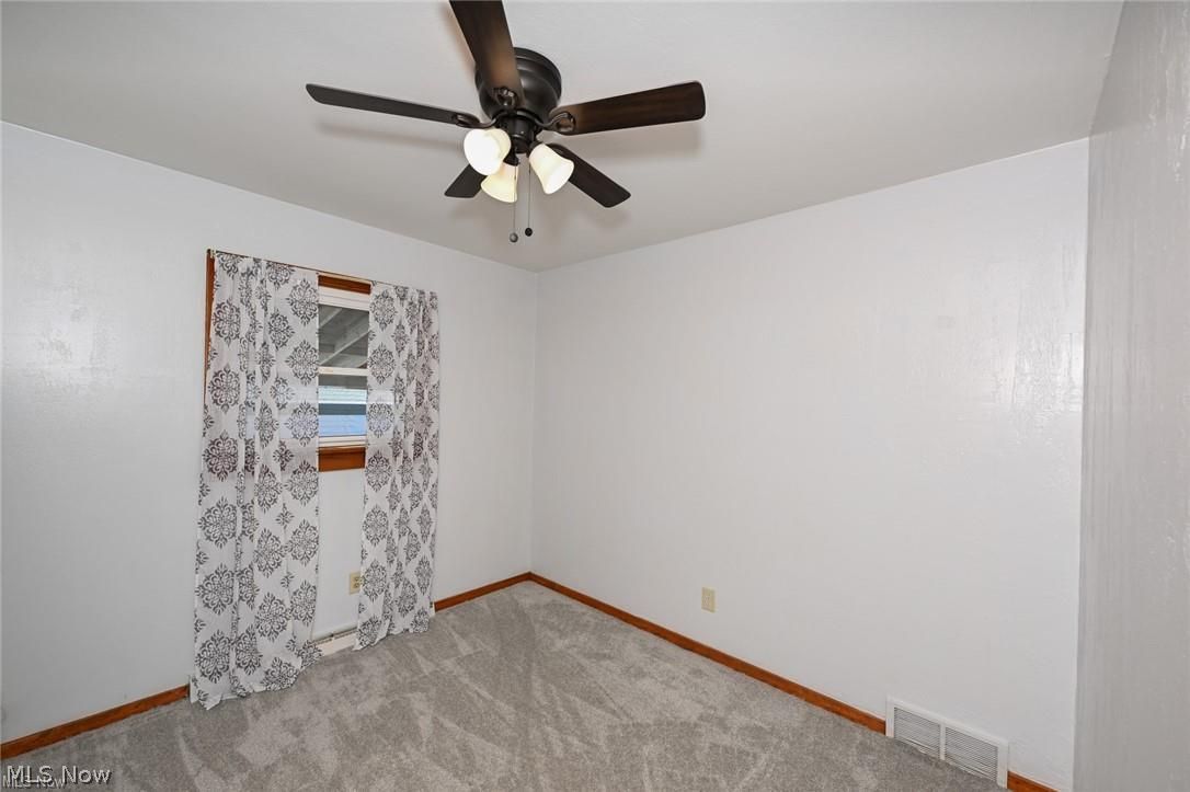 11355 West Avenue Sandyville OH 44671