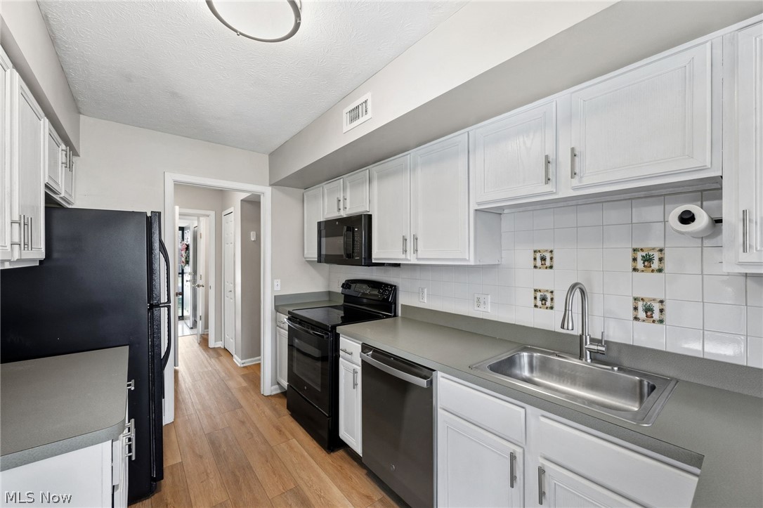 16093 Primrose Circle Middleburg Heights OH 44130