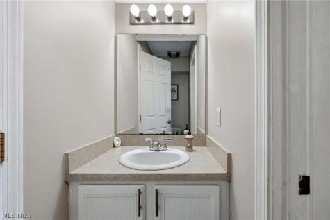 16093 Primrose Circle Middleburg Heights OH 44130