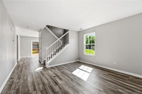 16093 Primrose Circle Middleburg Heights OH 44130