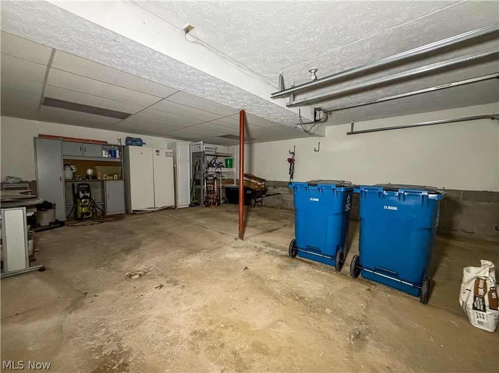 165 Winter Lane Cortland OH 44410