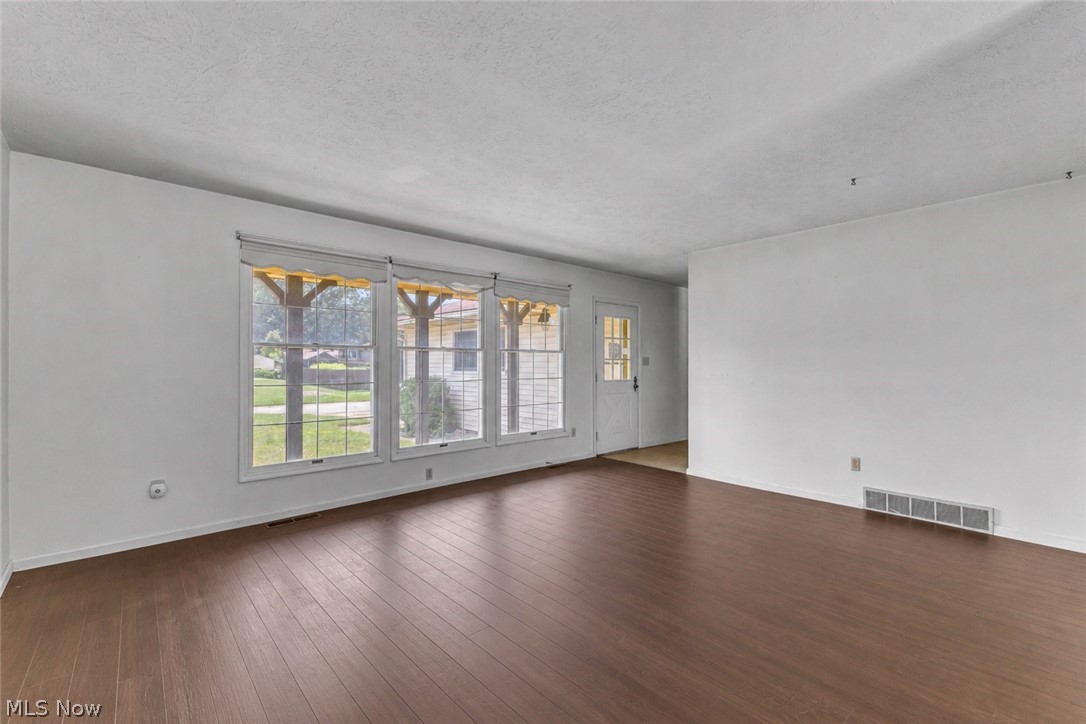 766 Brush Road Ravenna OH 44266