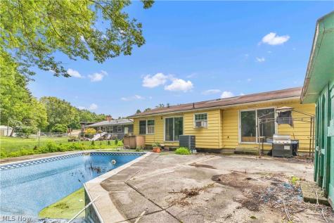 766 Brush Road Ravenna OH 44266
