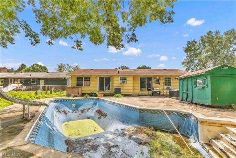 766 Brush Road Ravenna OH 44266
