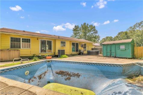 766 Brush Road Ravenna OH 44266