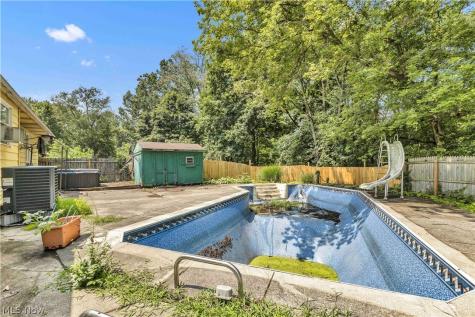 766 Brush Road Ravenna OH 44266