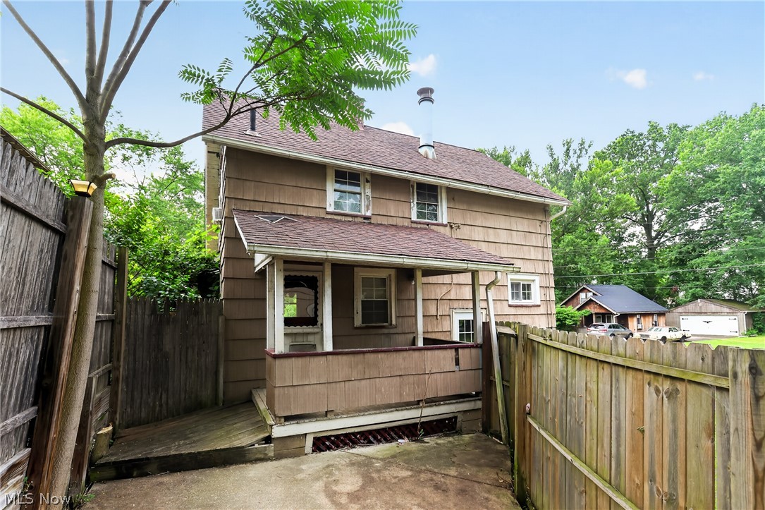 583 Hillsdale Drive NW Warren OH 44485