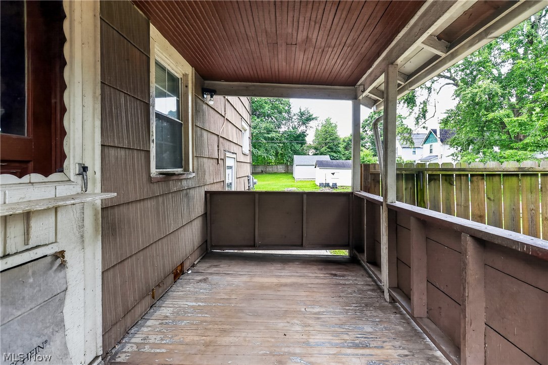 583 Hillsdale Drive NW Warren OH 44485