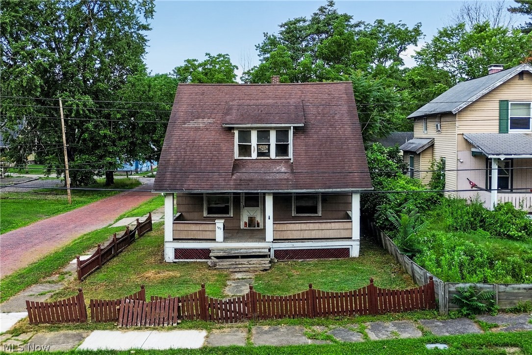 583 Hillsdale Drive NW Warren OH 44485