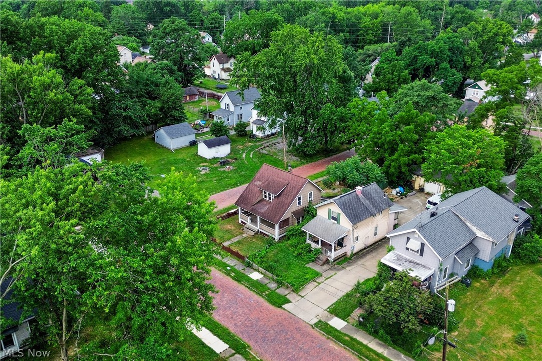 583 Hillsdale Drive NW Warren OH 44485