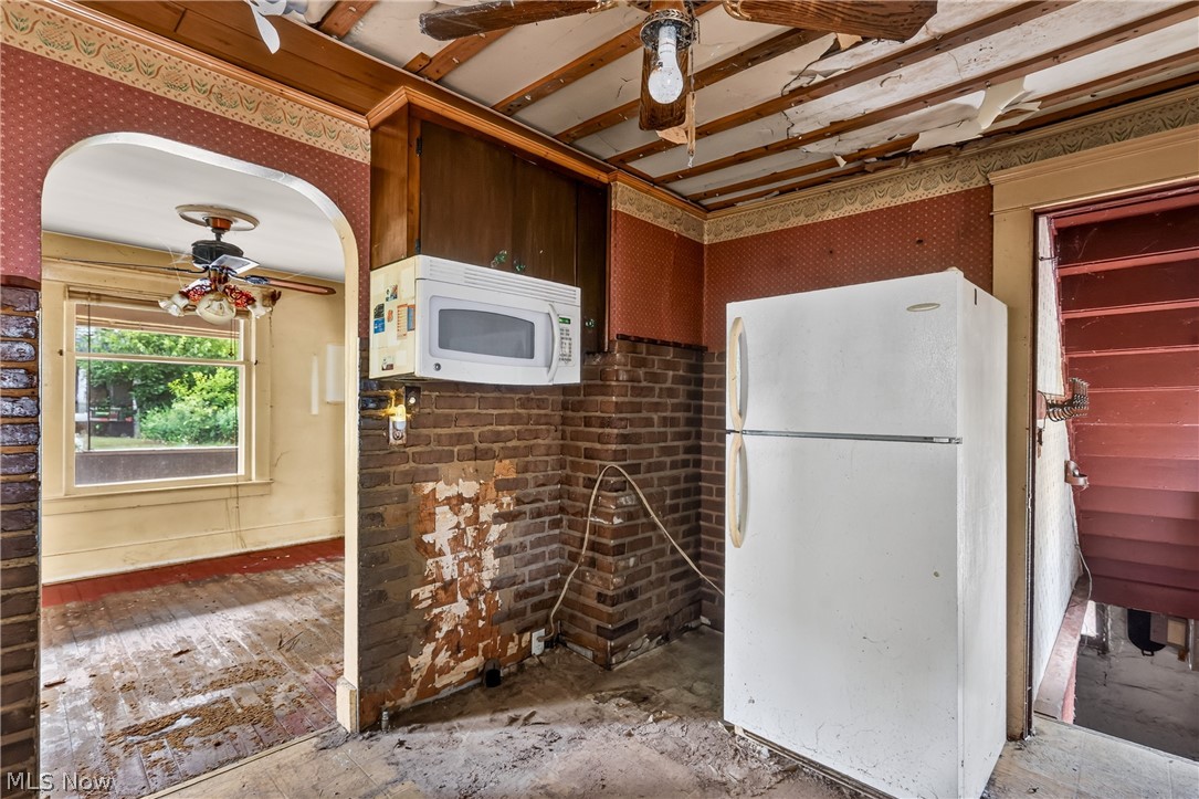 583 Hillsdale Drive NW Warren OH 44485