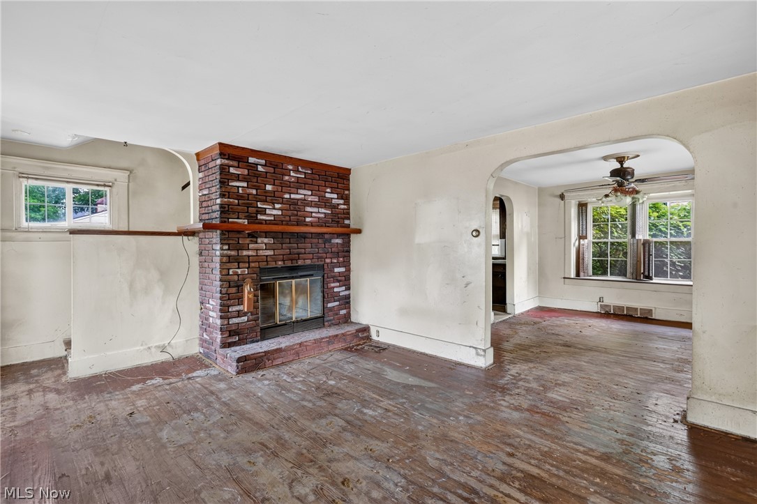 583 Hillsdale Drive NW Warren OH 44485