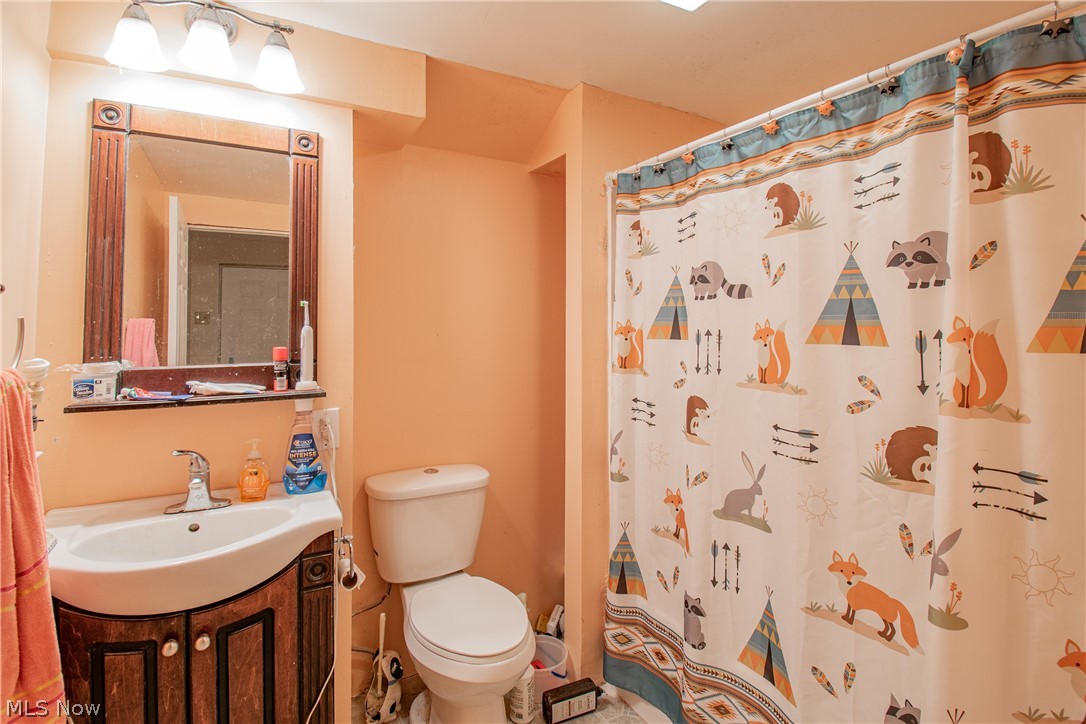 7176 Hankee Road Garrettsville OH 44288