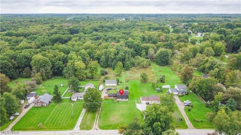7176 Hankee Road Garrettsville OH 44288