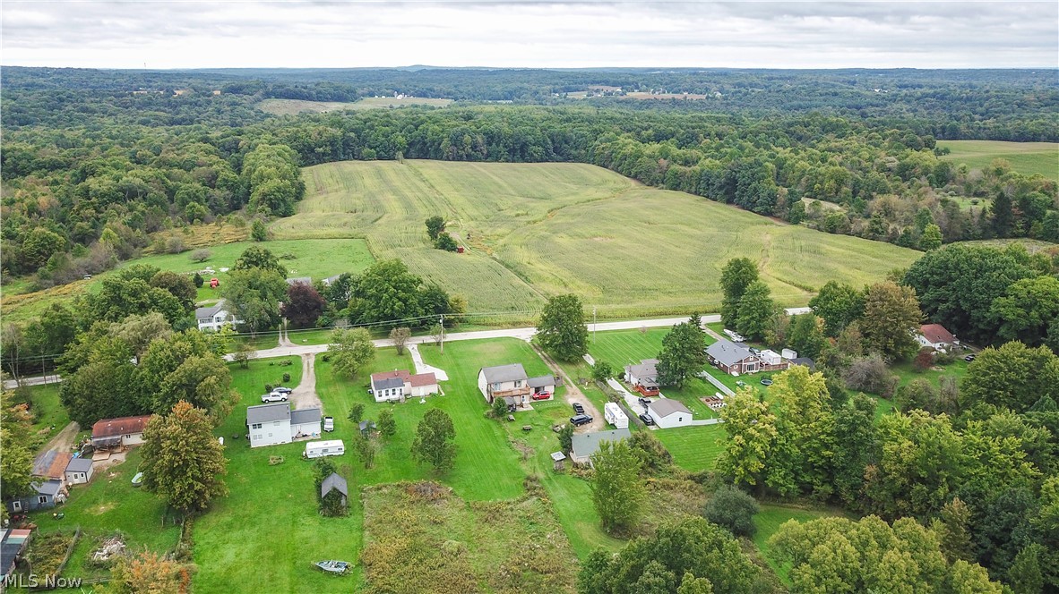 7176 Hankee Road Garrettsville OH 44288