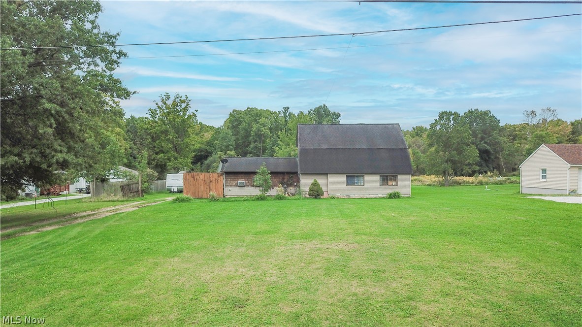 7176 Hankee Road Garrettsville OH 44288