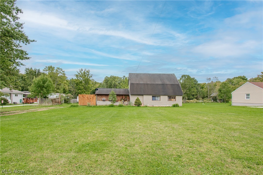 7176 Hankee Road Garrettsville OH 44288