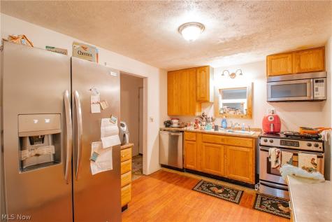 7176 Hankee Road Garrettsville OH 44288