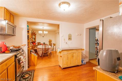 7176 Hankee Road Garrettsville OH 44288