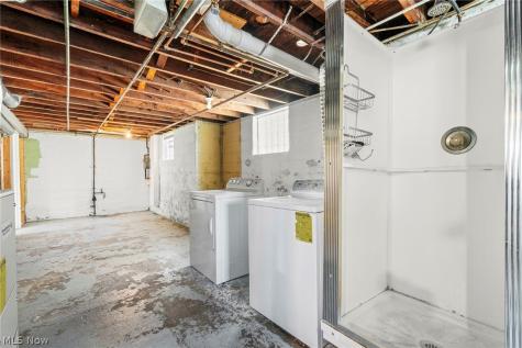 7610 Traymore Avenue Brooklyn OH 44144