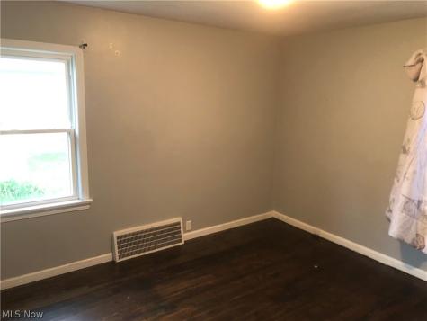11303 Mccracken Road Garfield Heights OH 44125