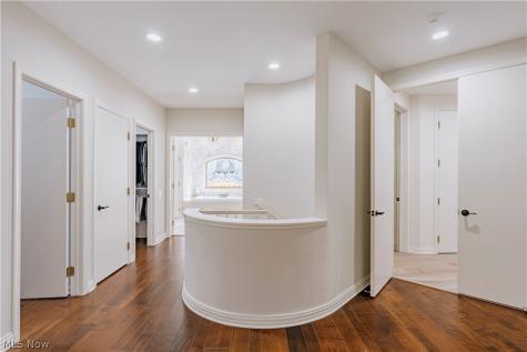5 Brandon Court Moreland Hills OH 44022