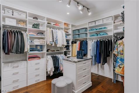 5 Brandon Court Moreland Hills OH 44022