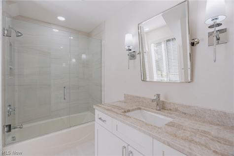 5 Brandon Court Moreland Hills OH 44022