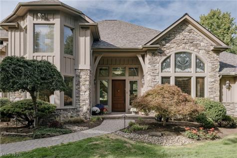 5 Brandon Court Moreland Hills OH 44022