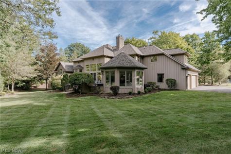 5 Brandon Court Moreland Hills OH 44022
