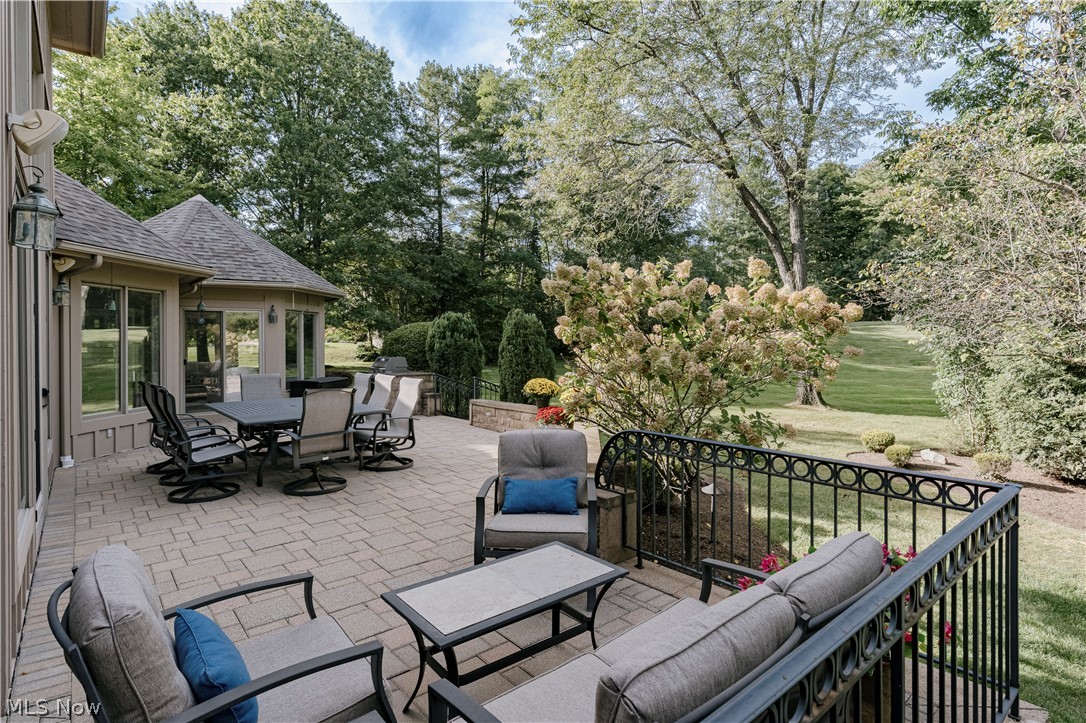 5 Brandon Court Moreland Hills OH 44022