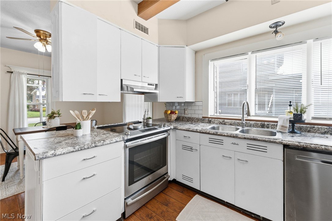 198 E Main Street Apple Creek OH 44606