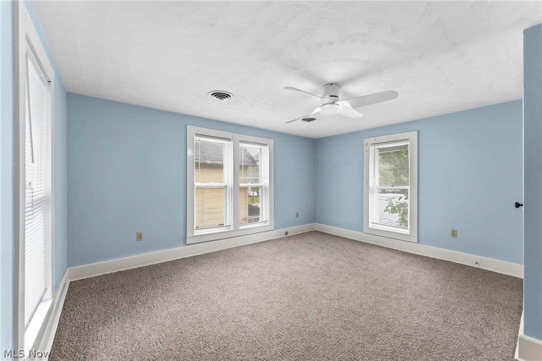 198 E Main Street Apple Creek OH 44606