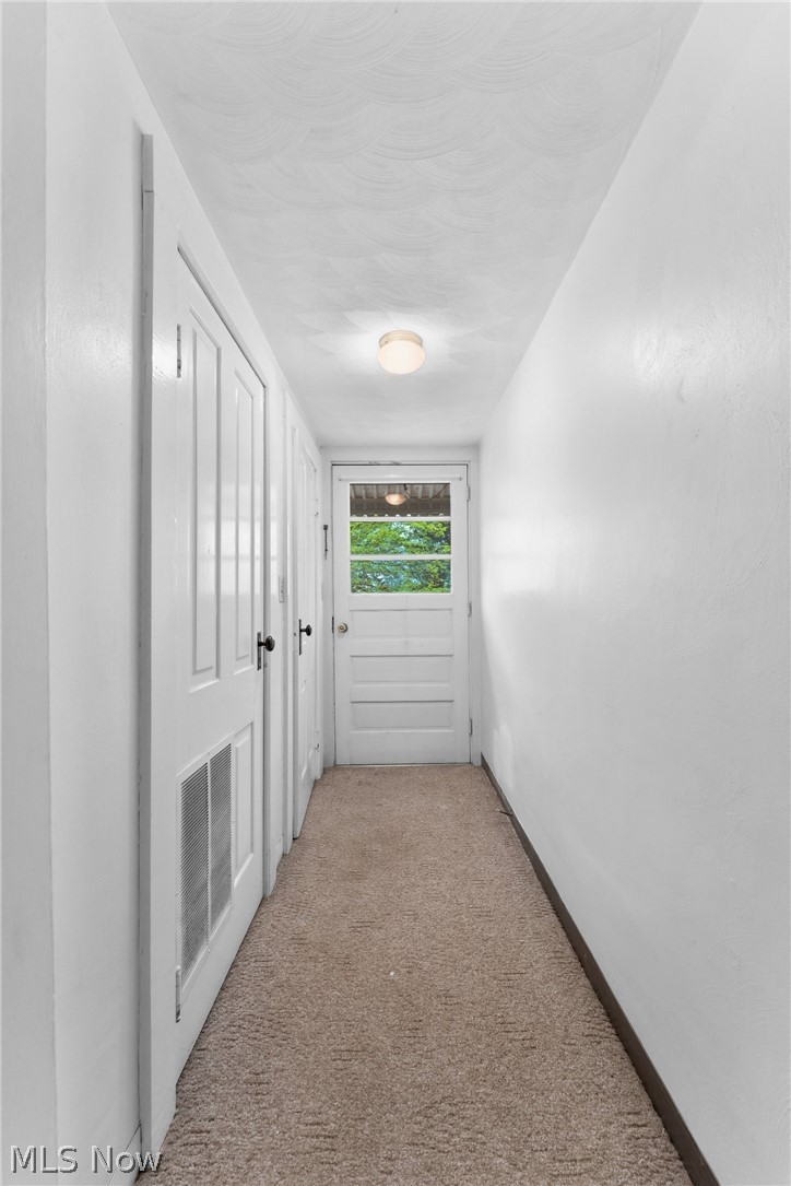 198 E Main Street Apple Creek OH 44606