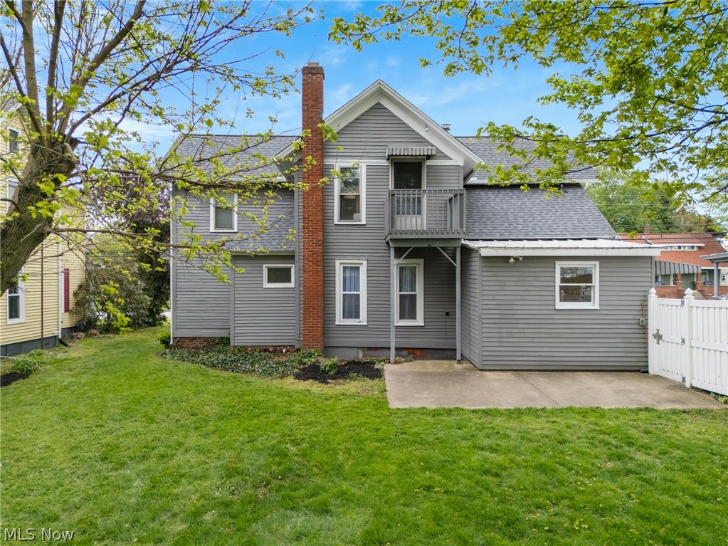 198 E Main Street Apple Creek OH 44606