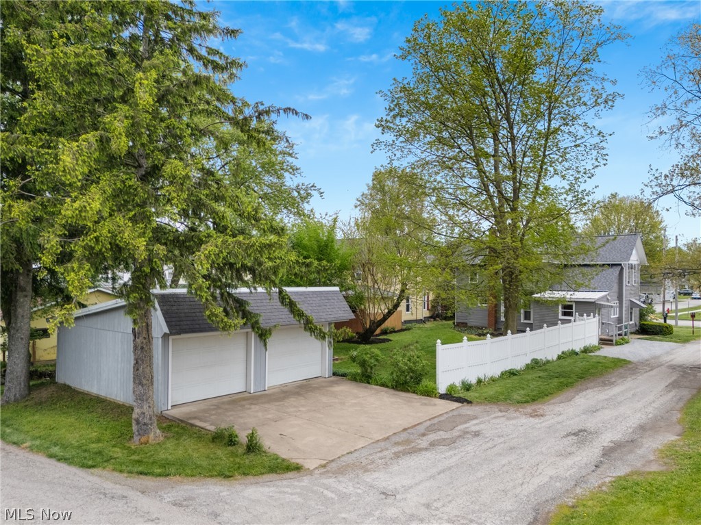 198 E Main Street Apple Creek OH 44606