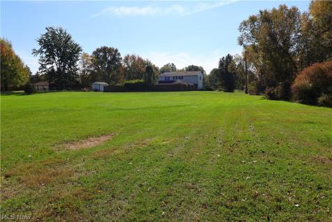 108 Country Place Grafton OH 44044