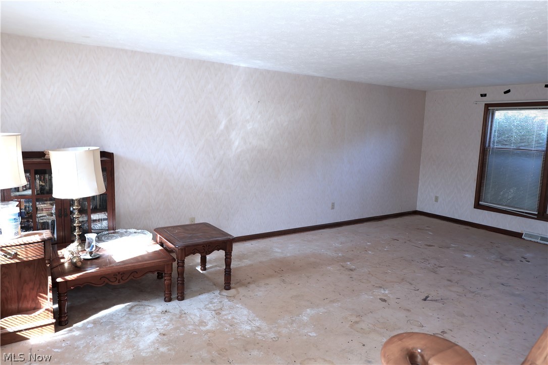 108 Country Place Grafton OH 44044