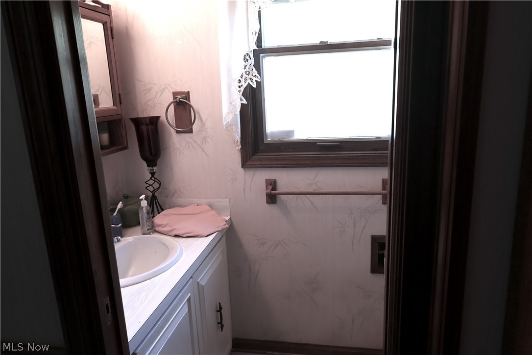 108 Country Place Grafton OH 44044