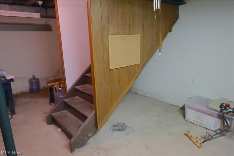 108 Country Place Grafton OH 44044