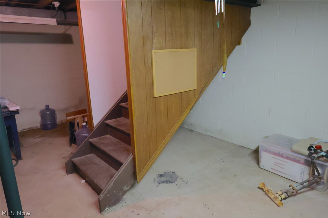 108 Country Place Grafton OH 44044