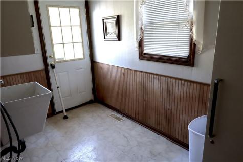108 Country Place Grafton OH 44044