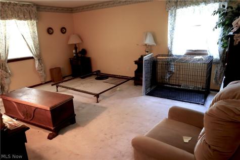 108 Country Place Grafton OH 44044