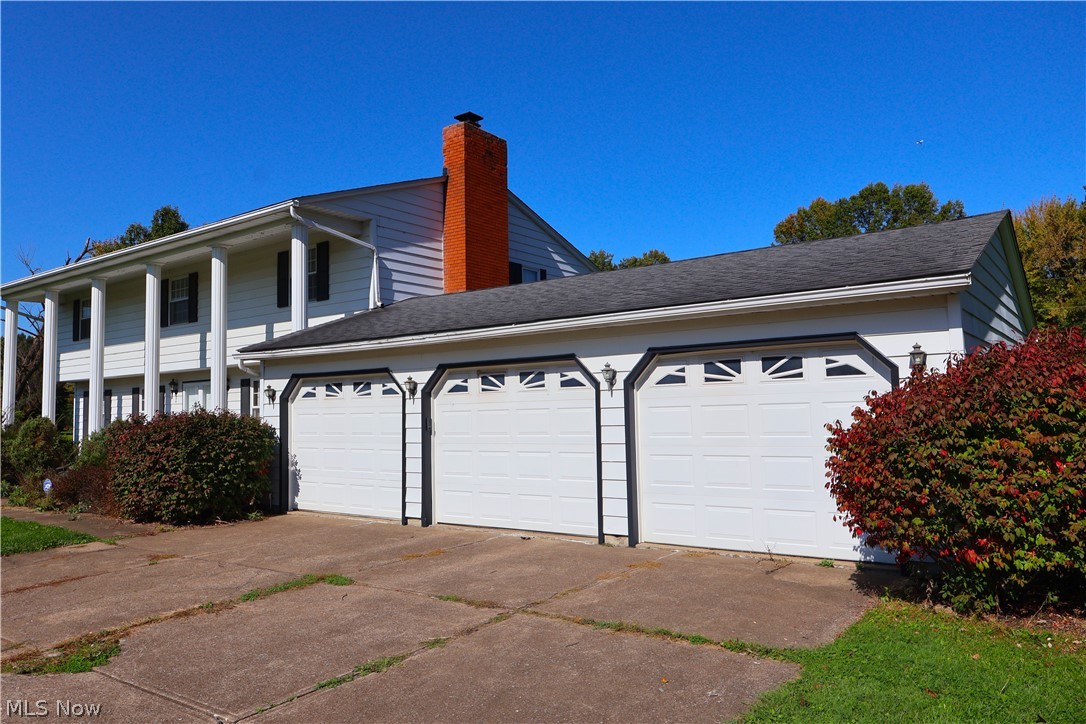 108 Country Place Grafton OH 44044