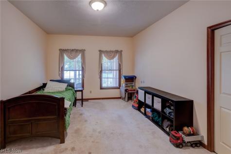 6506 Forestwood Street NW Canton OH 44718